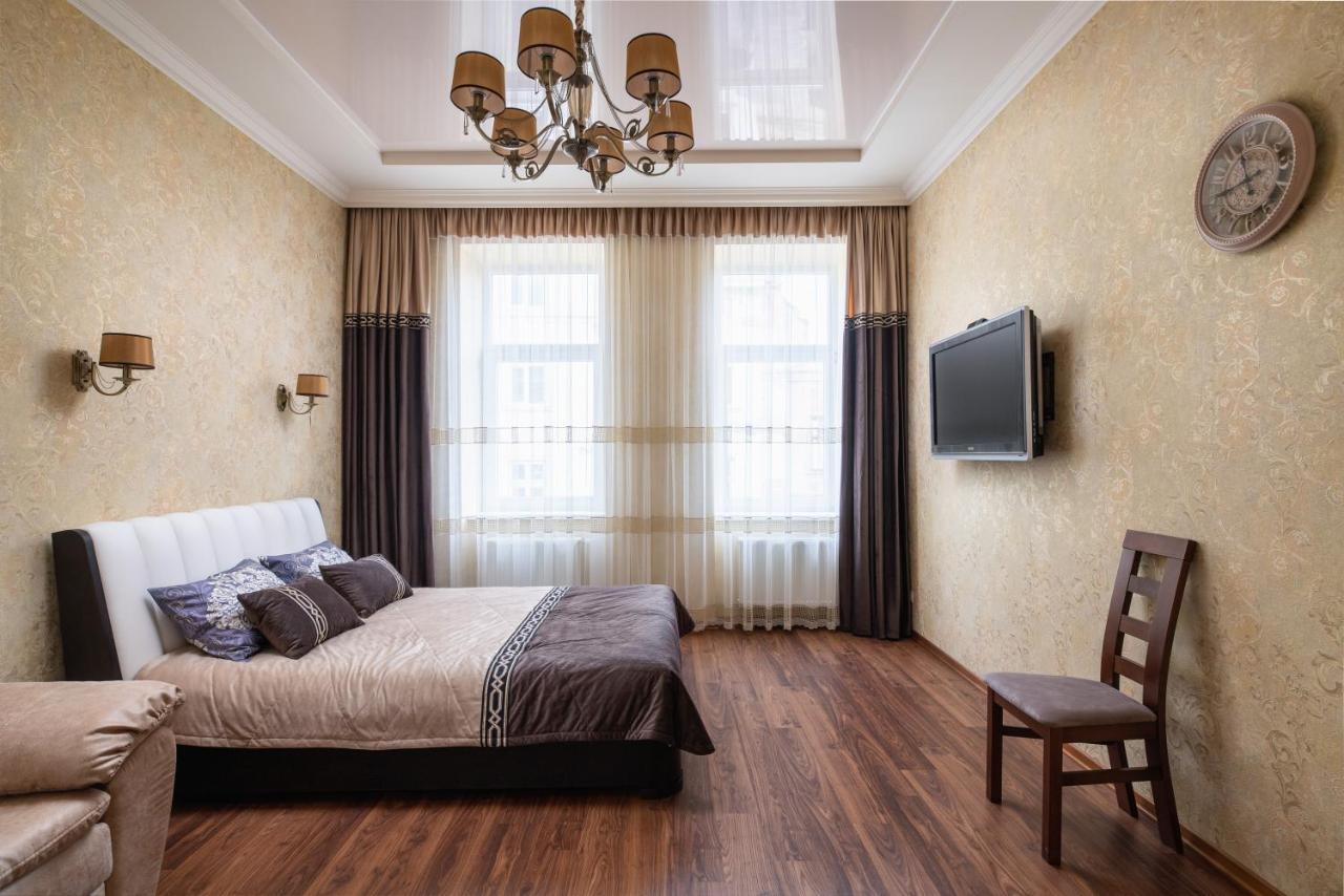 Historic Apartment Sofia In The Old Town Lviv Buitenkant foto