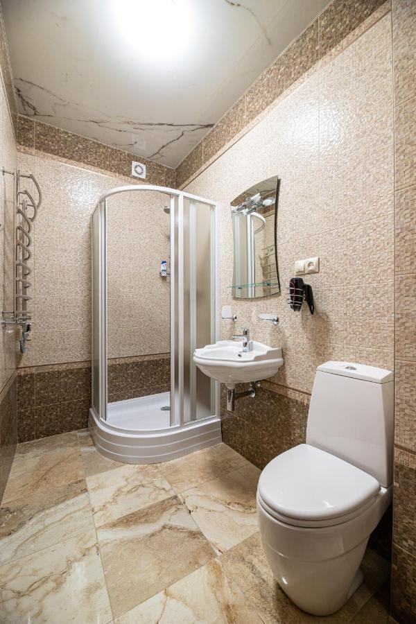 Historic Apartment Sofia In The Old Town Lviv Buitenkant foto