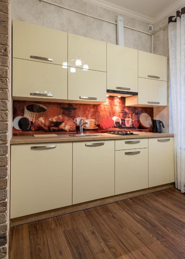 Historic Apartment Sofia In The Old Town Lviv Buitenkant foto