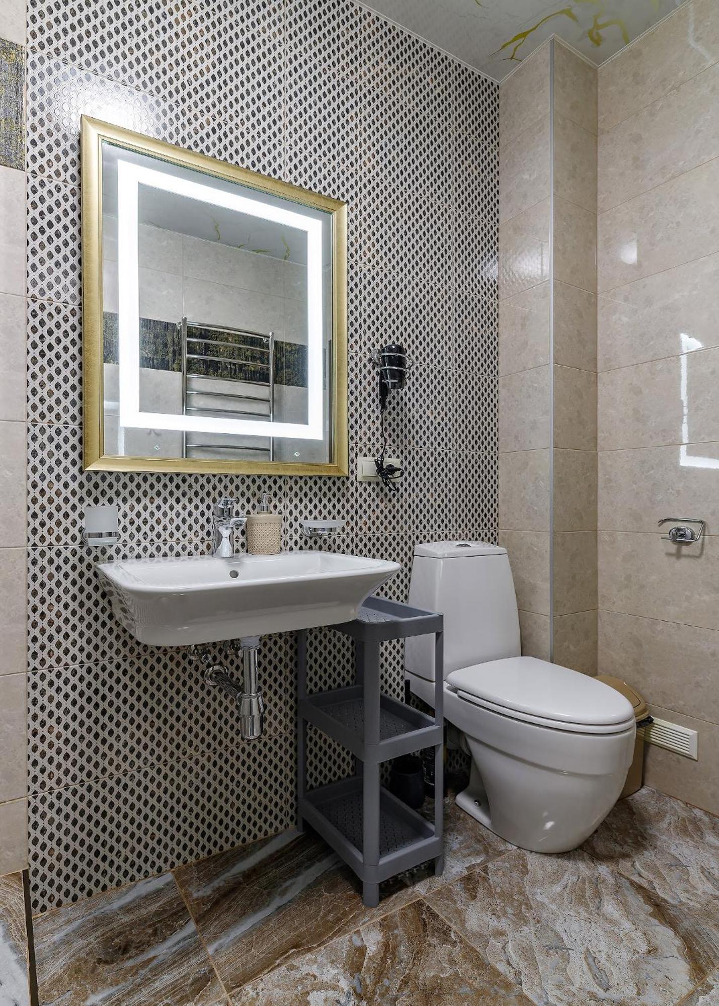 Historic Apartment Sofia In The Old Town Lviv Buitenkant foto